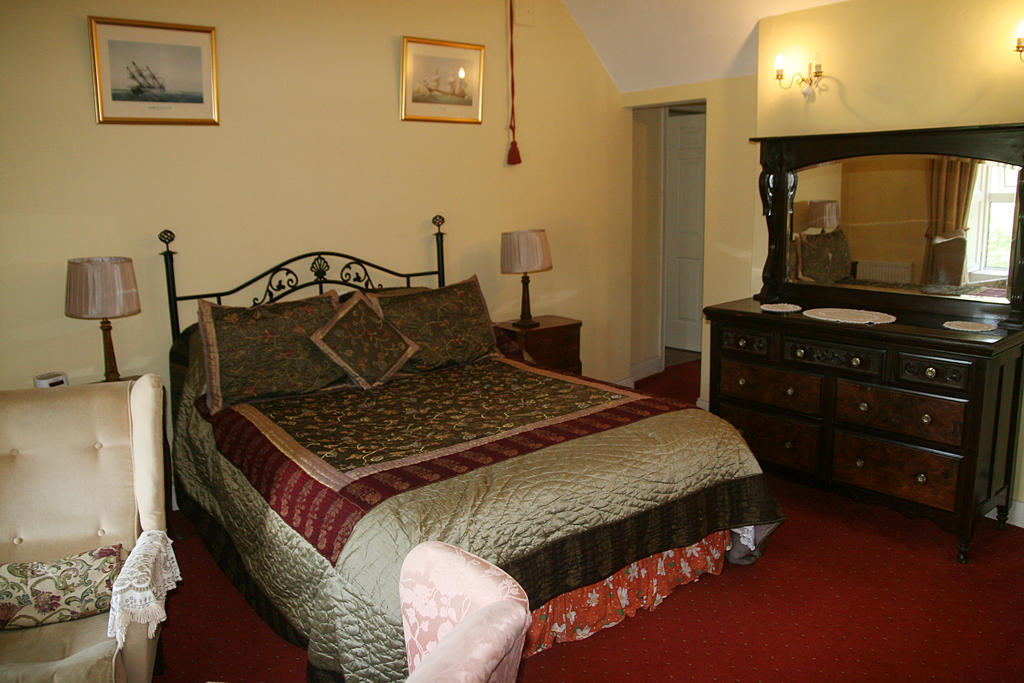 Muxnaw Lodge Kenmare Room photo